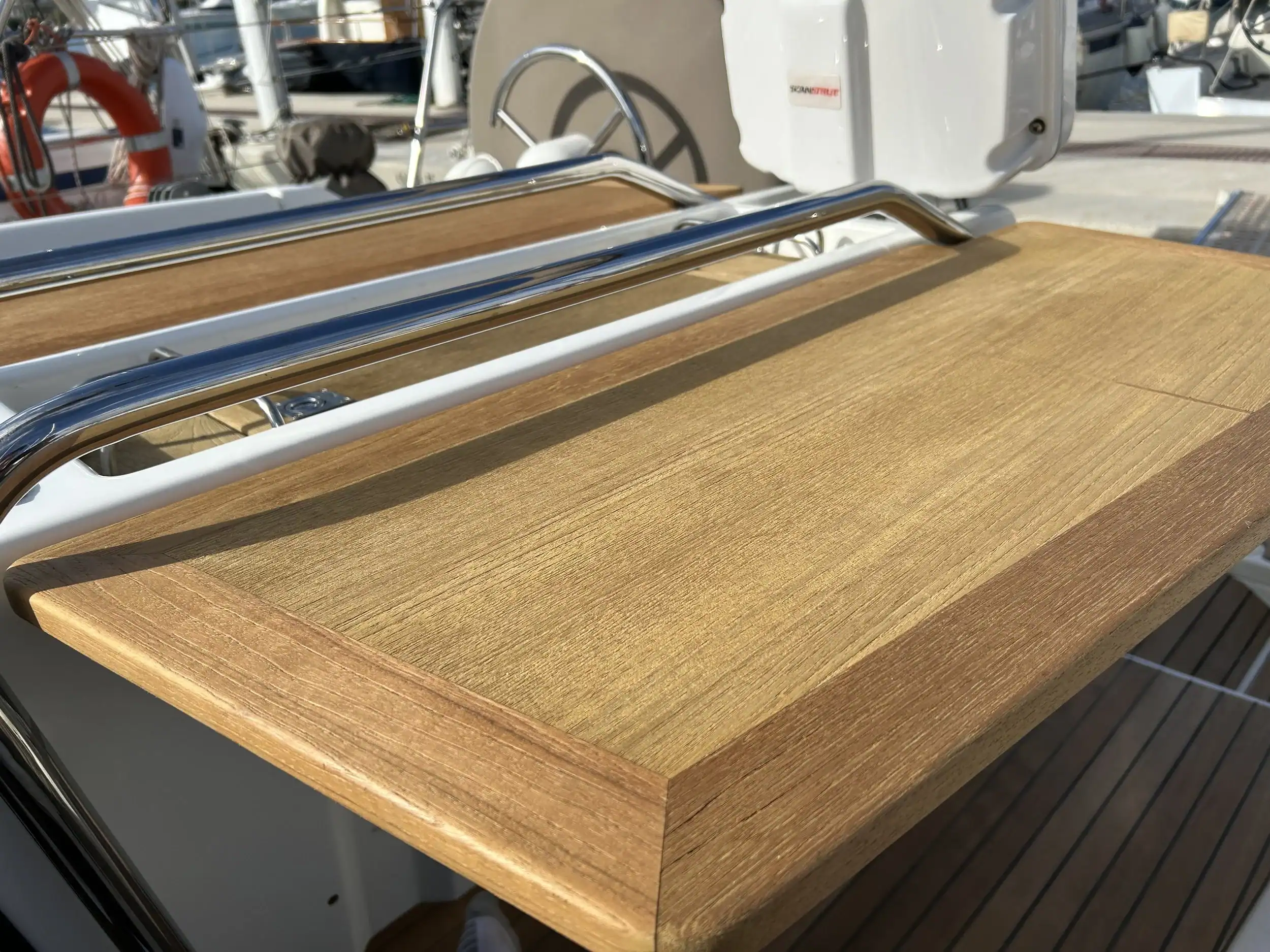 Sealed teak table