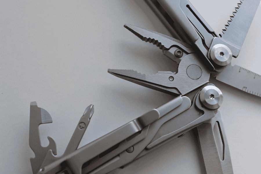 utility knife open showing its different tool