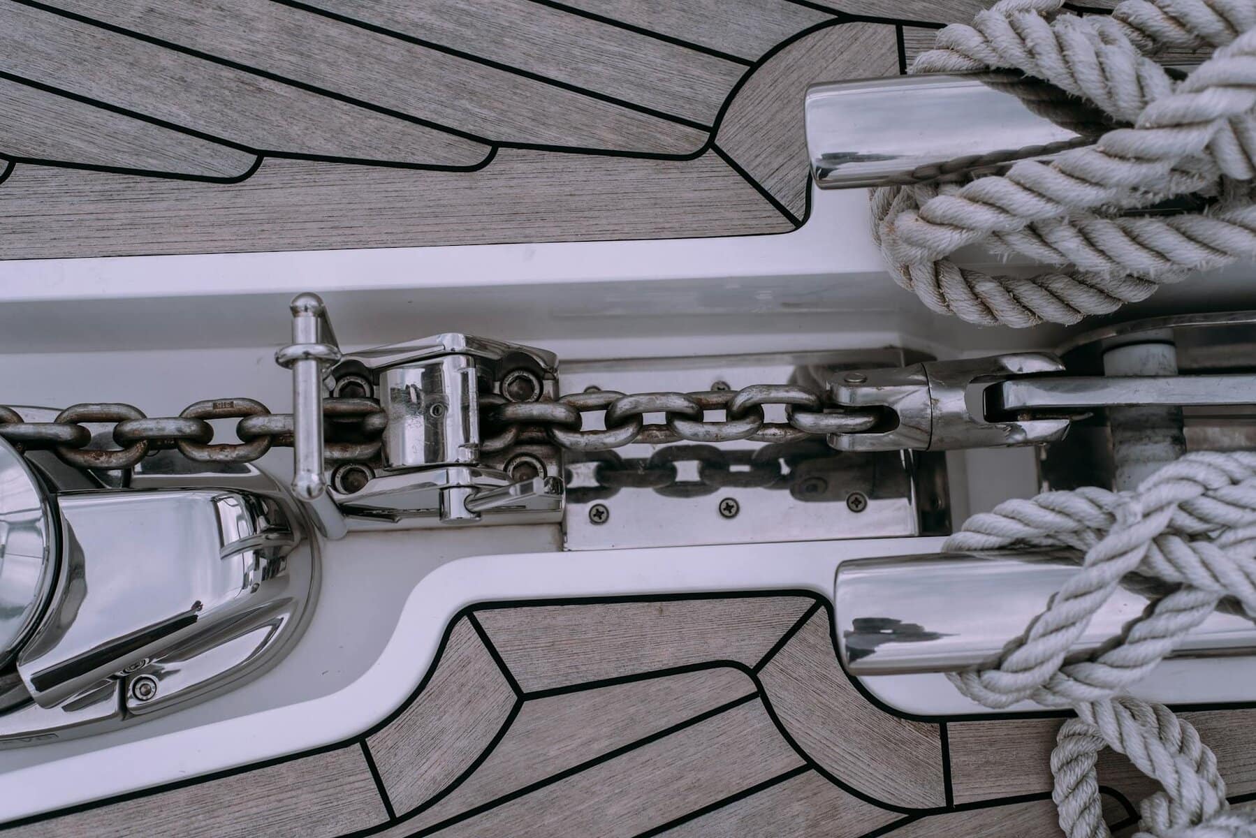 close up of anchor line on ship