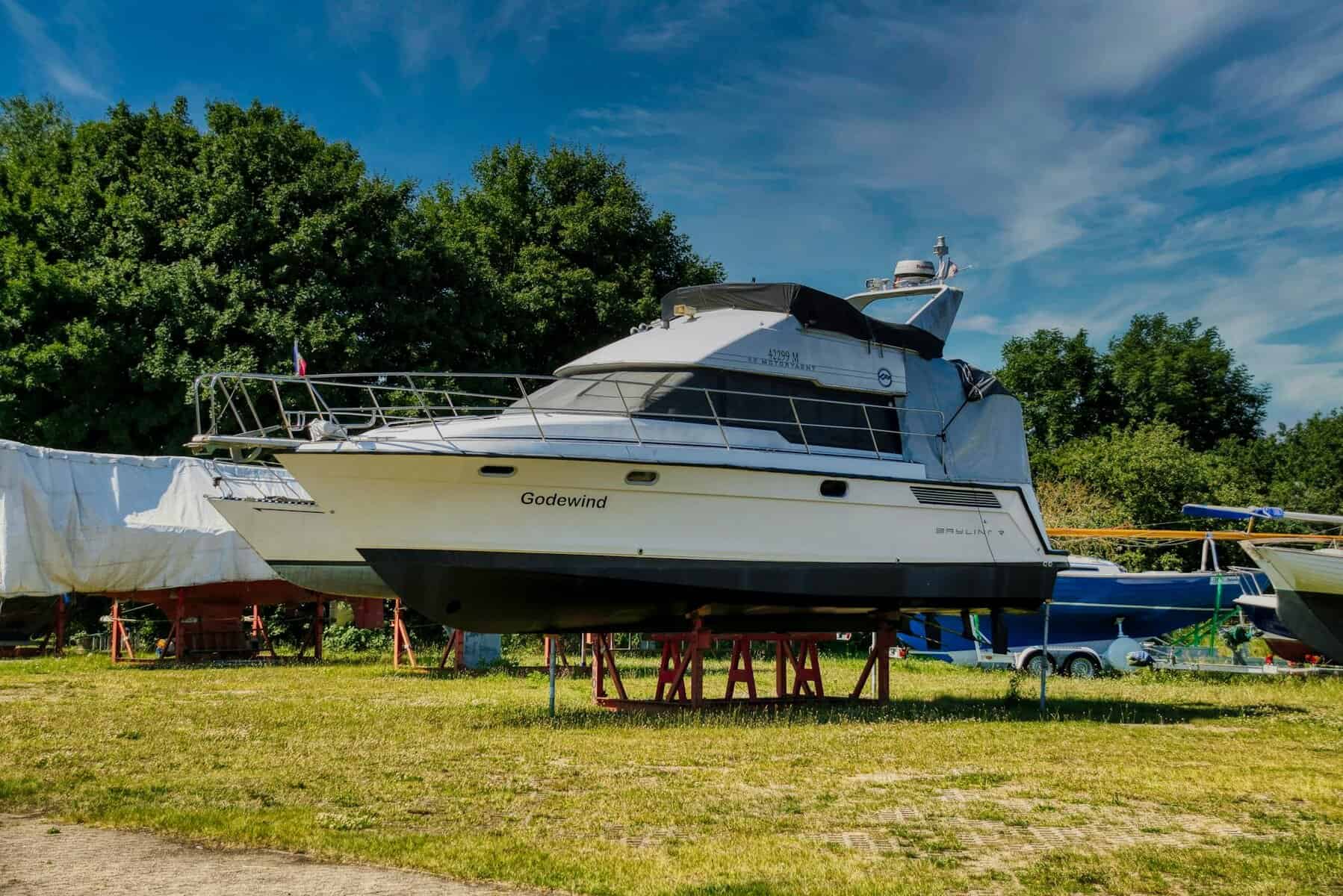 Yacht out of water ready for yacht antifouling paint. 