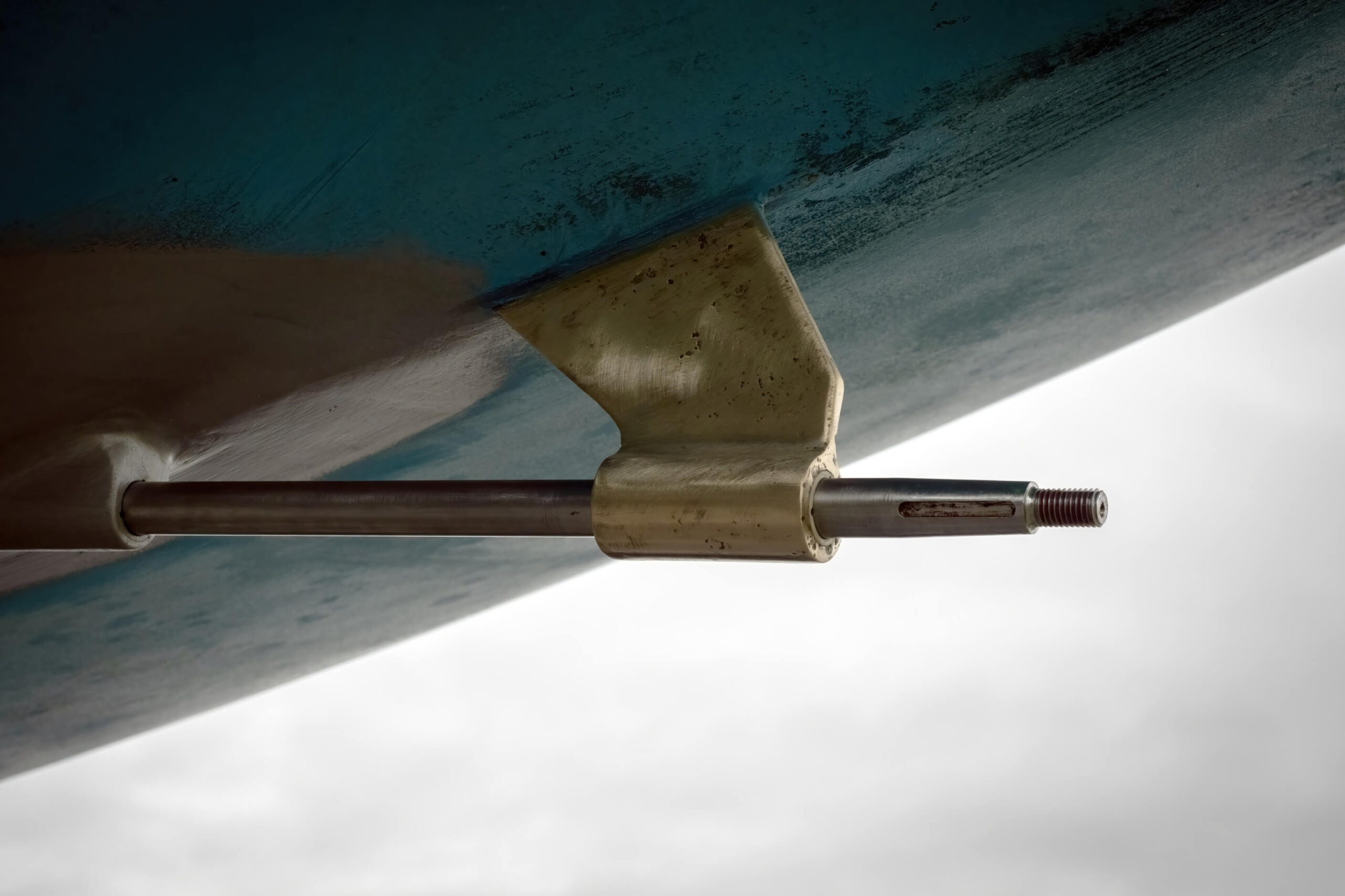 Propeller shaft with propeller taken off. 